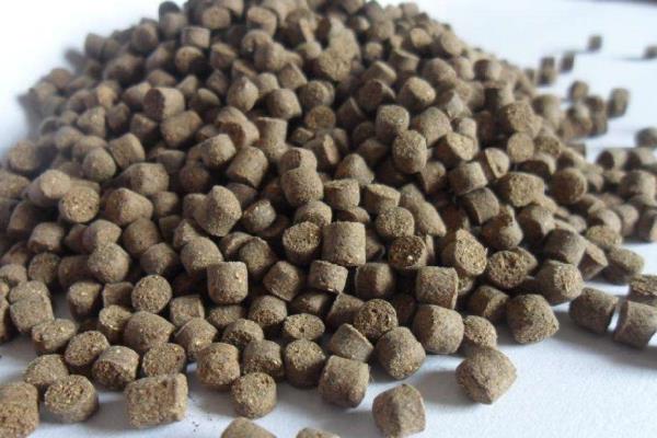 求草魚飼料配方