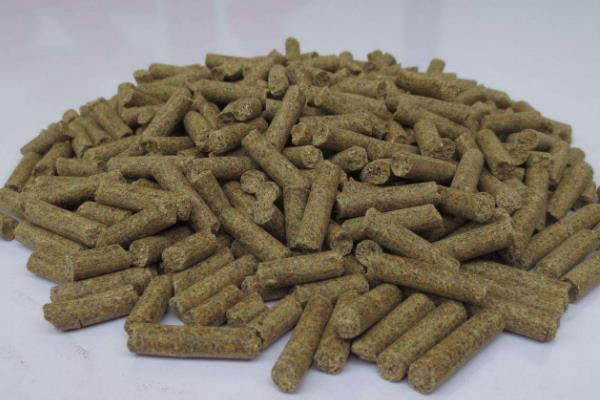 求草魚飼料配方