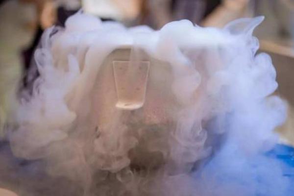 用柴油做煙霧劑