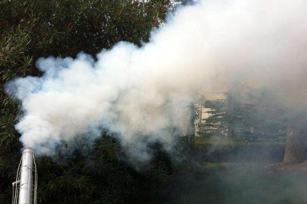 用柴油做煙霧劑