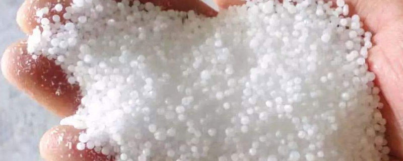 縮二脲對果樹的危害