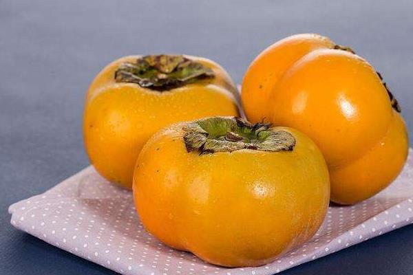 硬柿子皮能吃嗎？硬柿子皮黑是什么原因