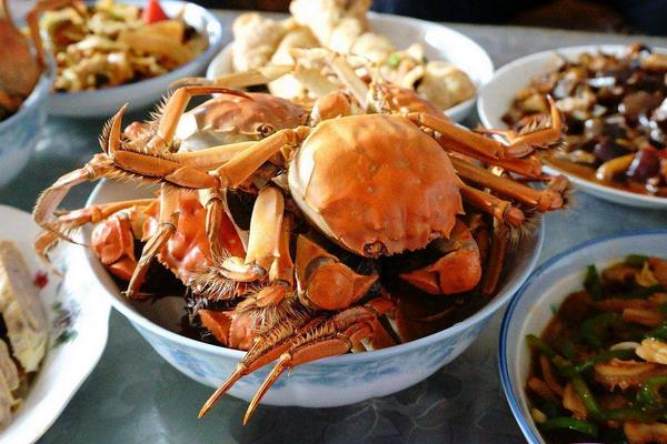 活螃蟹冷凍死了能吃嗎