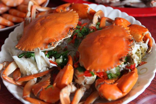 活螃蟹冷凍死了能吃嗎