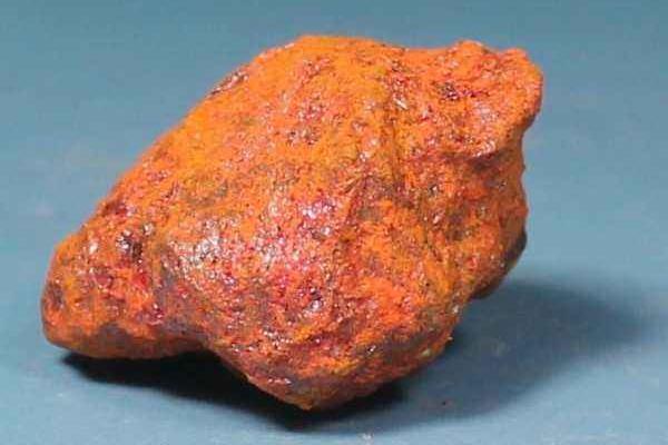 雄黃多少一斤(附功效與作用)