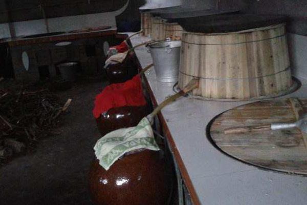 農村辦酒廠的利潤分析，需要什么手續，房子需要多大？