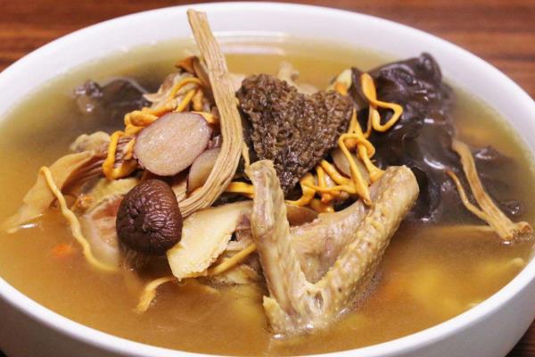 鴿子不能和什么水果一起吃？不能和什么食物吃？