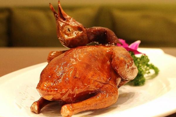 鴿子不能和什么水果一起吃？不能和什么食物吃？