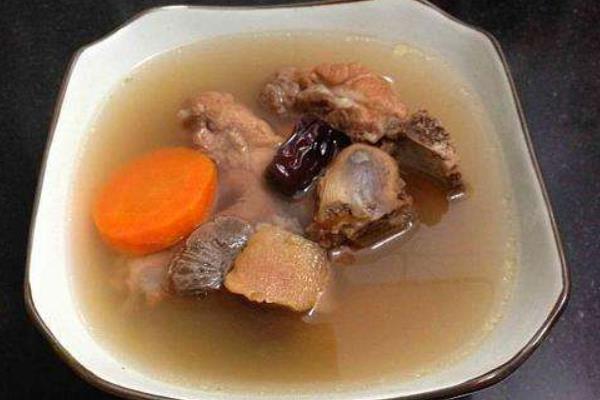 豬胸骨為什么那么便宜,是哪個部位?