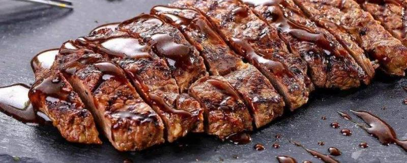 煎牛排放多少油合適？煎牛排用什么油？