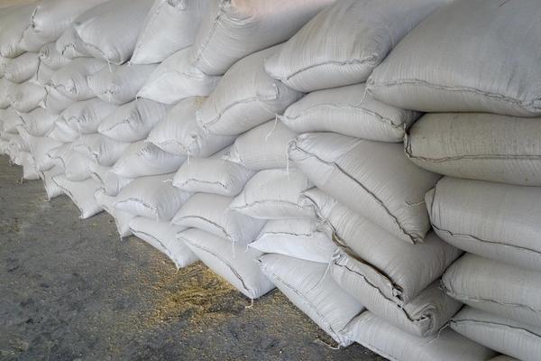 飼料業務員一個月掙多少，怎么跑市場好