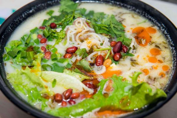 一碗魚粉的利潤是多少？魚粉店加盟需要多少錢